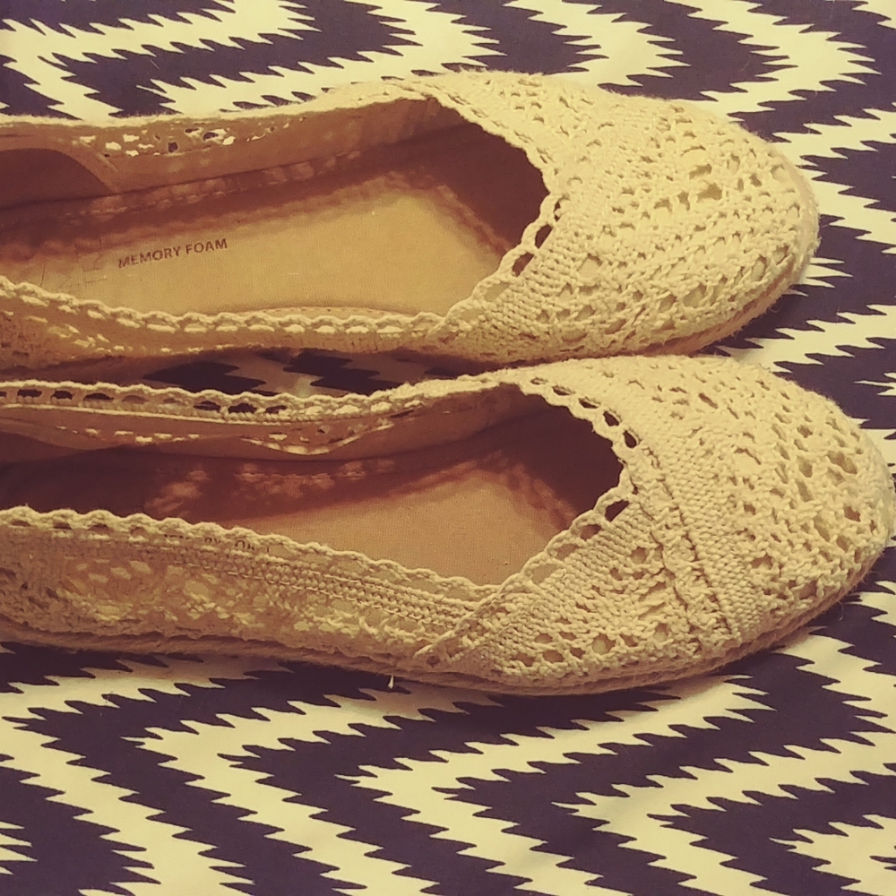 Womens woven shoes